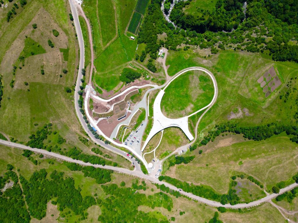 ✨ أرمينيا… الطبيعة الأوروبية بسحر شرقي فريد 🇦🇲